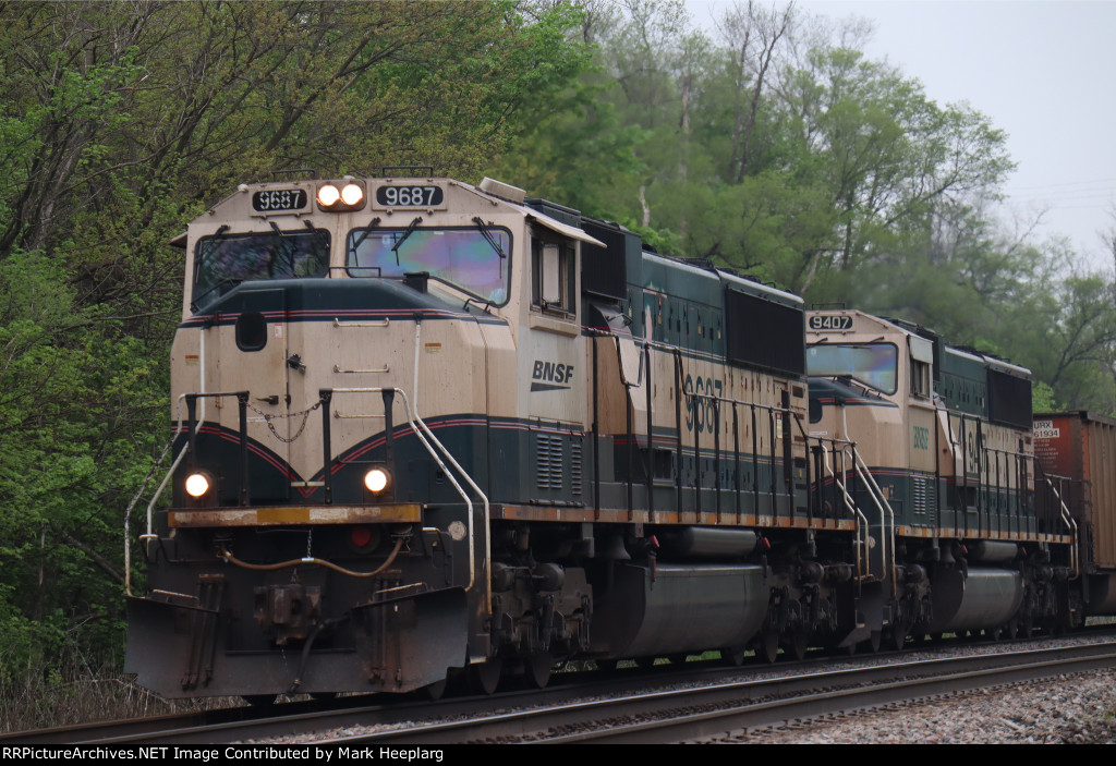 BNSF 9687